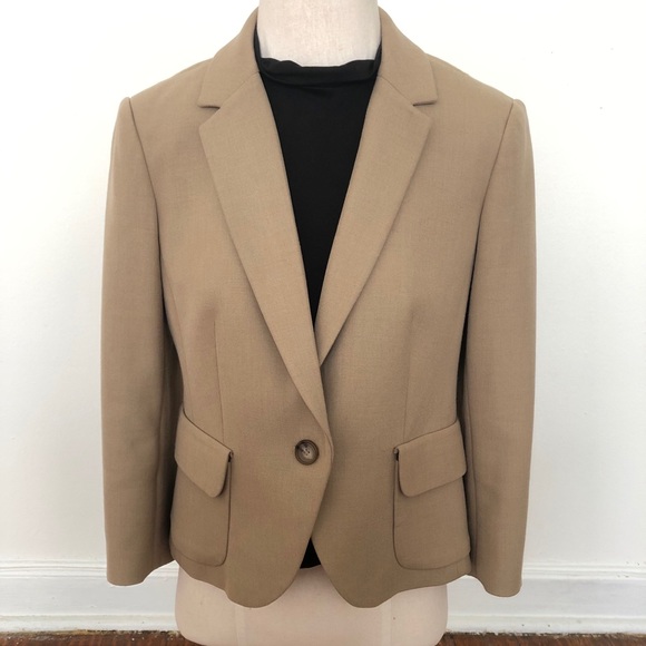 Blazer - Picture 8 of 10